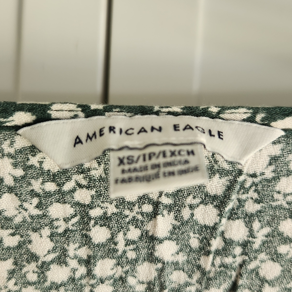American Eagle Outfitters Green Floral Blouse - Picture 8 of 9